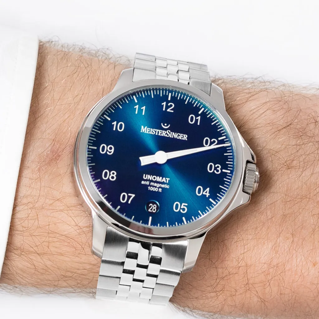 MeisterSinger_Unomat_UN918_MGB20_Wristshot_Landscape-1024x1024